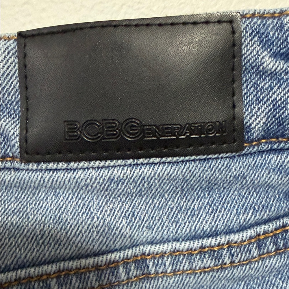 BCBGeneration Light Blue Wide Leg Jeans. - Picture 6 of 6